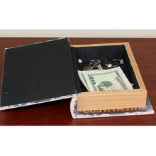 Load image into Gallery viewer, HIDE-A-WAY BOOK [libro de camulaje]
