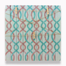 Load image into Gallery viewer, SS- ART DECOR HANGER WITH CLOTHES PINS
